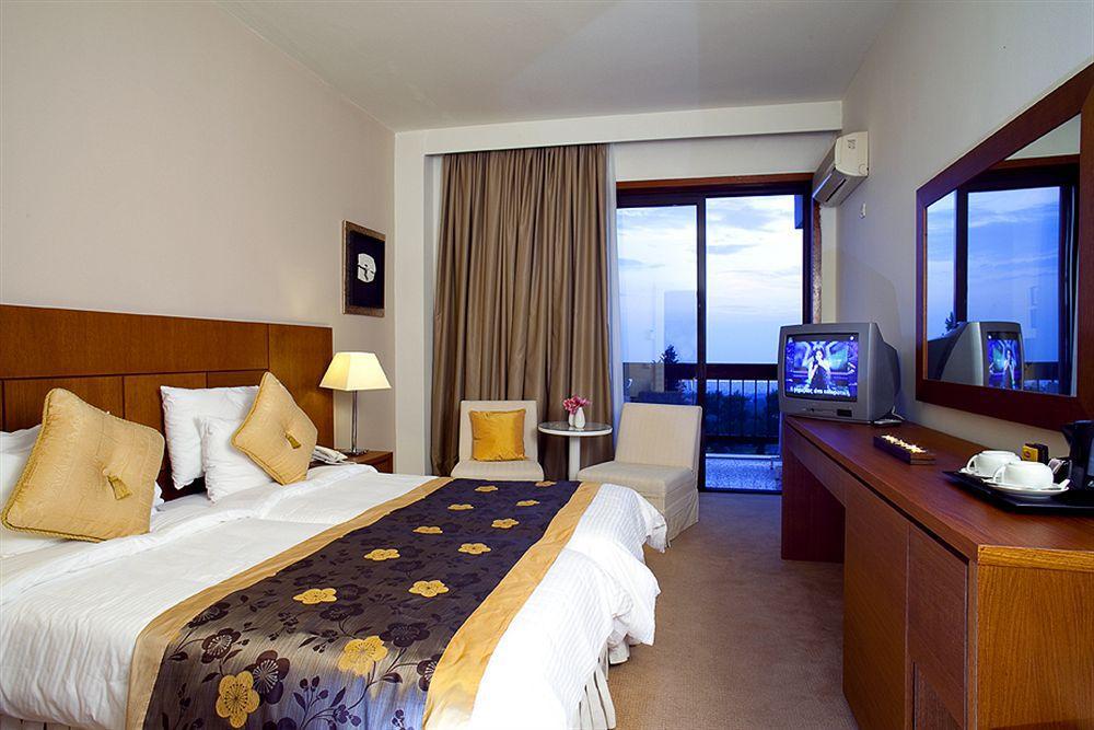 Nepheli Hotel Thessaloniki Buitenkant foto