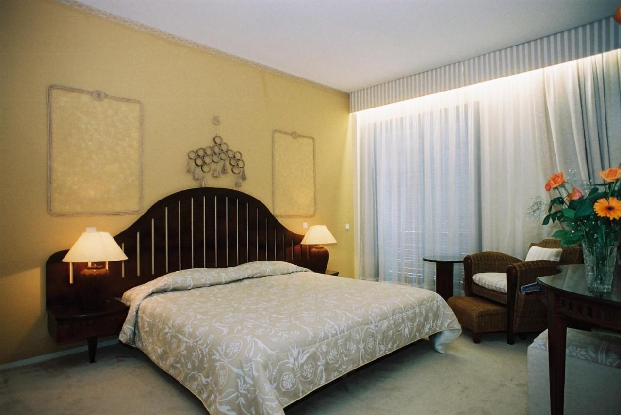 Nepheli Hotel Thessaloniki Buitenkant foto